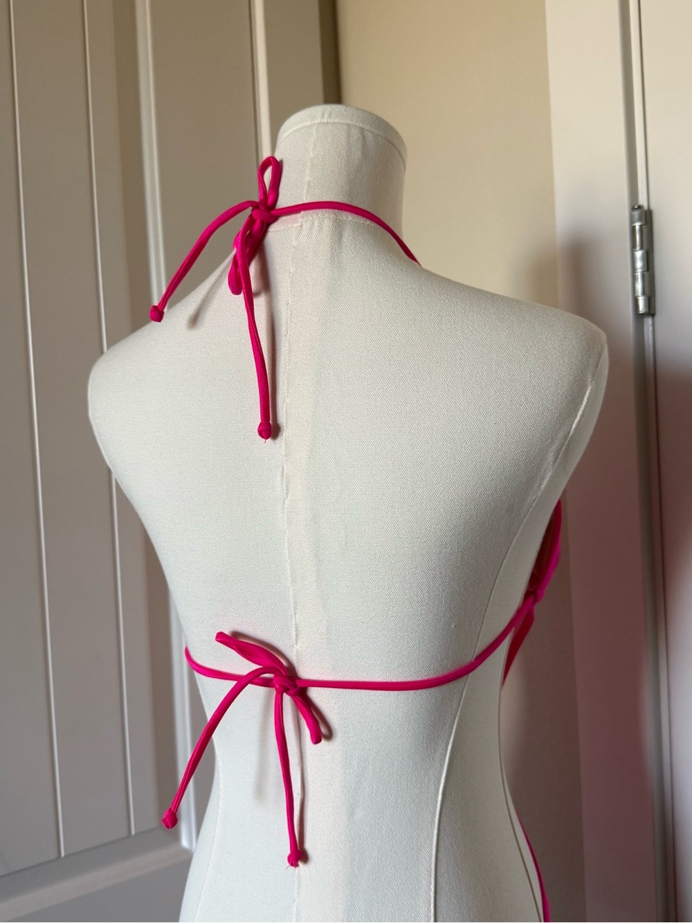 Victoria’s Secret - Women’s Hot Pink Plunge One-Piece Swimsuit - Picture 3 of 5